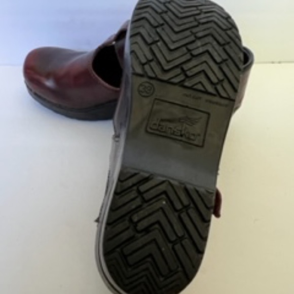 Dansko clogs - Picture 3 of 3